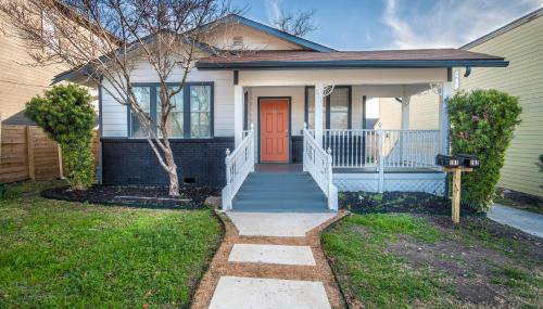 Downtown View Cozy 2br/1ba Home Sleeps 8 - Foto 2