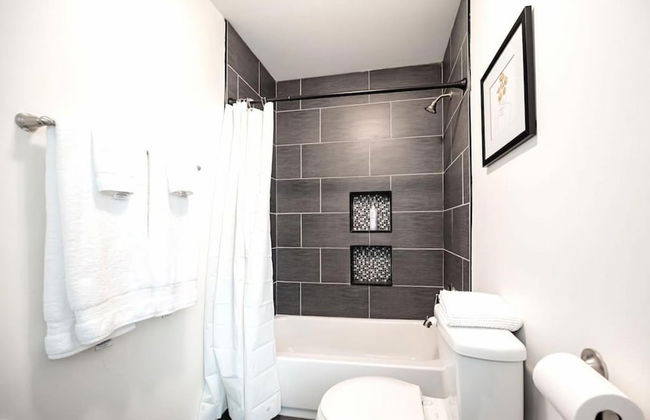 Park Place- Cozy Modern Space Fully Updated Fast Wifi Good Coffee and Easy Parking - Foto 7