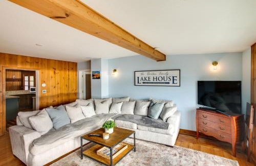 Harrison Getaway with Deck and Lake Views! - Foto 4