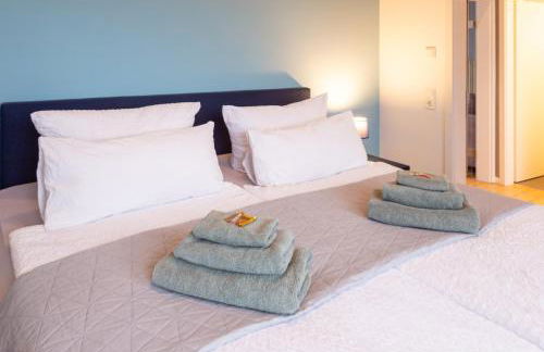 MiCasa OL - Modernes Penthouse - Stellplatz - Küche - WLAN - Dachterrasse - Photo 3