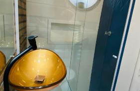 Apartamento com varanda Gourmet na praia da enseada - Foto 39