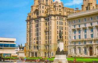 City Centre Apt - Sleeps 6, Parking, Shops & Trains - Foto 28