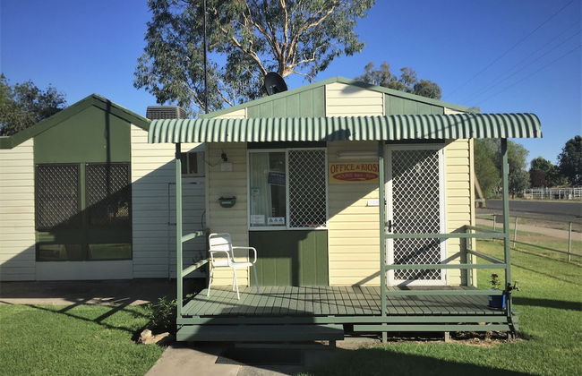 Junee Tourist Park - Photo 2