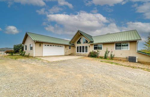 Vineyard Farmhouse in Oakland with Hot Tub! - Foto 43