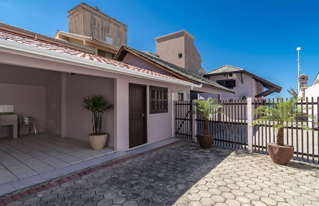 Apartamento Flat Mono ambiente em bombas - Photo 1