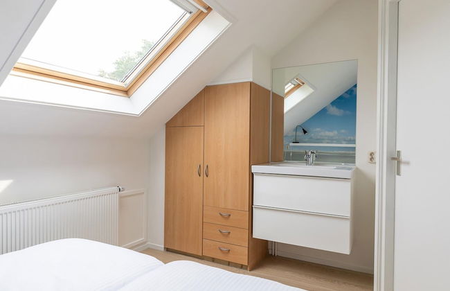 Lovely Apartment on Ameland Near Nes - Foto 36