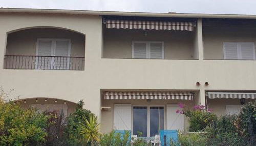 Studio Cabine à Giens avec Terrasse, Piscine et Parking - FR-1-335-193 - Foto 5