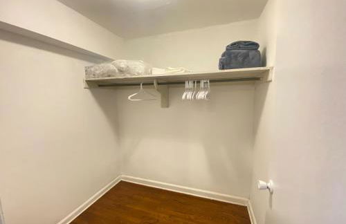 Fast transit to Manhattan with Parking on premises - Foto 17