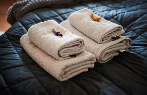 Lichtdurchflutende Wohnoase-Stilvoll-ruhig-kostenloser Parkplatz- 24-7 Self Check-in, bis zu 5 Personen, sehr geräumig - Foto 13