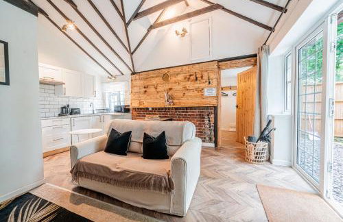 New Forest Cottage with Hot Tub, Fireplace and Private Garden - Foto 9