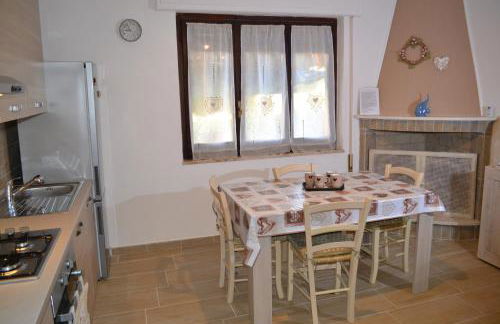 TERESA HOLIDAY - Foto 72