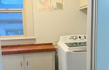 University House - Photo 17