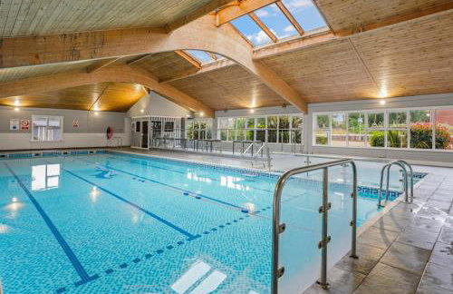 Serenity 2 and Serenity 1 Central lounge sleeps 6 3 bedrooms with 2 bathroom - Foto 26