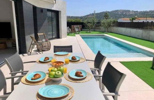 Naramia Sagaro Villa - with Pool-garden-10 Pax - Foto 10