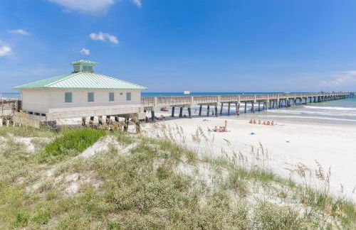 Seas the Day - 4 blocks to the beach, restaurant, and bar district - great deck and outdoor space!! - Foto 38