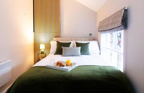 Luxury 2 BD with Free Parking & WIFI, Near Train Station and Stockport Hospital - Foto 14