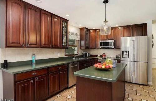 Large Private House on 5 Wooded Acres. Total Privacy! - Foto 12