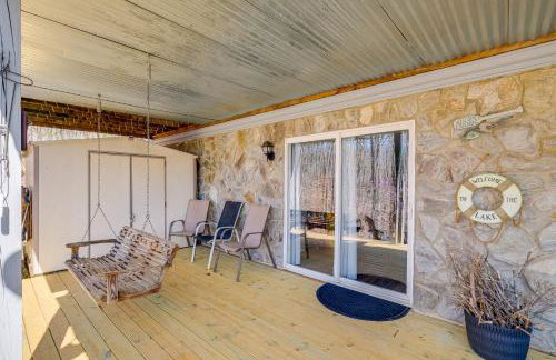 Fish, Boat and Hike Lakefront Home with Game Room! - Foto 36