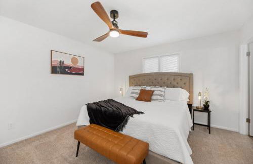 Beautiful 6 bed 3 bath home in quiet neighborhood - Foto 14