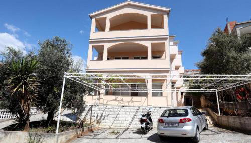 Immaculate 2-bed Apartment in Okrug Gornji - Foto 2