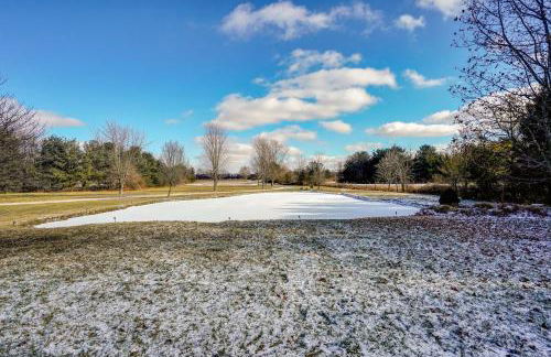 Elegant Pataskala Home with Hot Tub and Fire Pit! - Foto 41