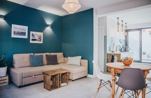 Malaga Beach House, 2 city bikes, 2 children's bikes, WiFi, BIG terrace, BBQ, Family, Childfriendly - Photo 9