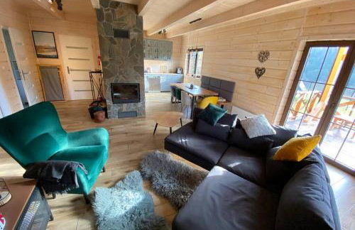 Górskie Formy - drewniany dom w górach z balią - Foto 24