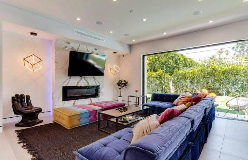 Posh Luxury Modern Home with Pool Spa and Rooftop Deck - Foto 2