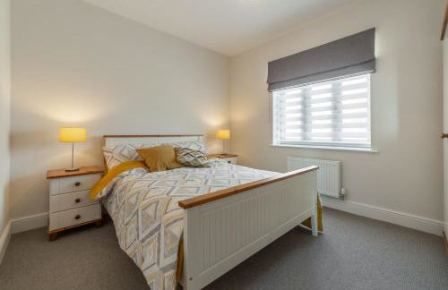 Samphire House - Photo 23