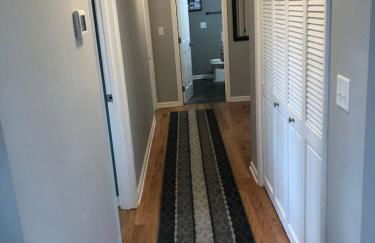 Massive 4 bedroom home Sleeps 19 - Foto 15