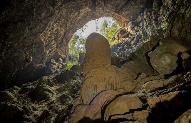 Visite guidée dans la grotte du Lac Bleu - Photo 4