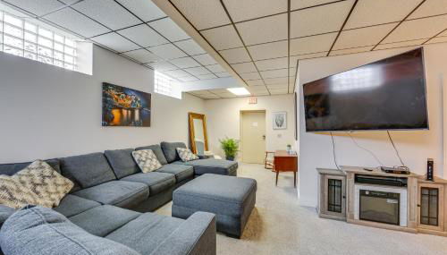 1 Mi to Dtwn Cozy Retreat in New Kensington! - Foto 1