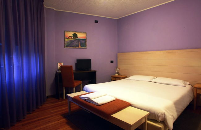 De La Tour - Photo 5