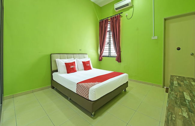 OYO Home 90532 Casa Azlinda Muslim - Foto 8