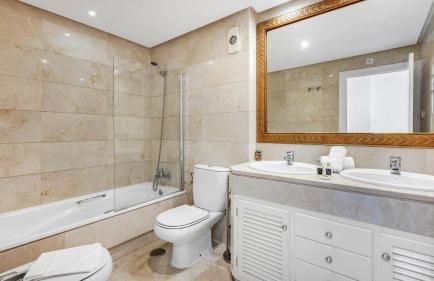 VACATION MARBELLA I Puerto Banus Sea Front, Best View, 24-7 Security, Pool - Photo 12