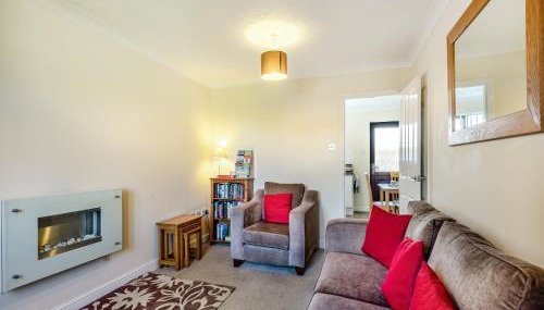 Primrose Cottage - Photo 2