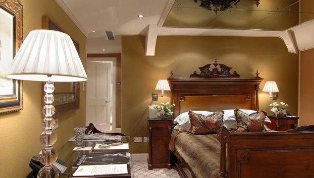 Summer Lodge Country House - Photo 3