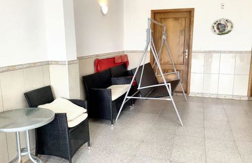 Charming House in Cortiçada with Balcony and Mountain View - Foto 26