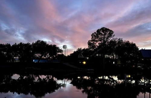 Luxury Lake LBJ Waterfront Home with Hot Tub and Boat Slip - Foto 29