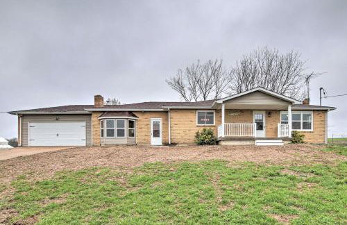 Chic Ste Genevieve Home with Nice Interior Amenities - Foto 22