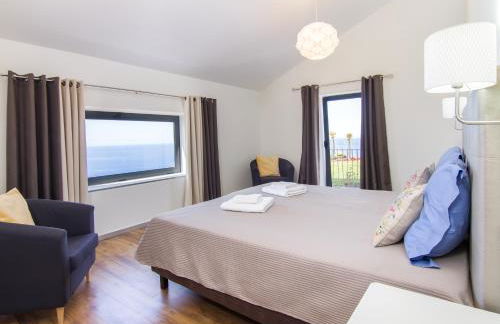 Endless Blue House - Photo 17