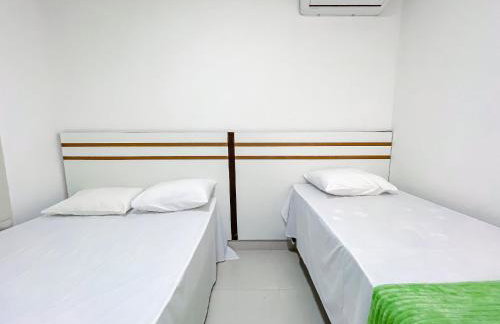 Apto Térreo com 2 quartos (ambos com ar split), sendo 1 suíte, internet privativa 300MBPS, no Residencial Vila Regina, condominio com piscina e área gourmet bem próximo a praia de Taperapuã - Foto 34