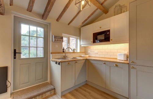 Fayette sleeps 4, 2 bedrooms, cute garden - Foto 10