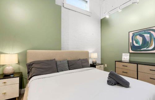 KING First Floor Sleep8 4Beds 2BA Swepson Escape - Foto 34