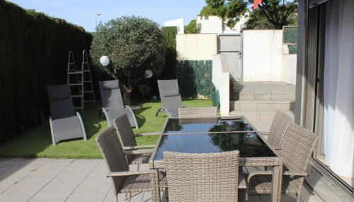 Residentium Spain -Chalet la Dorada pets friendly - Photo 2, Garden