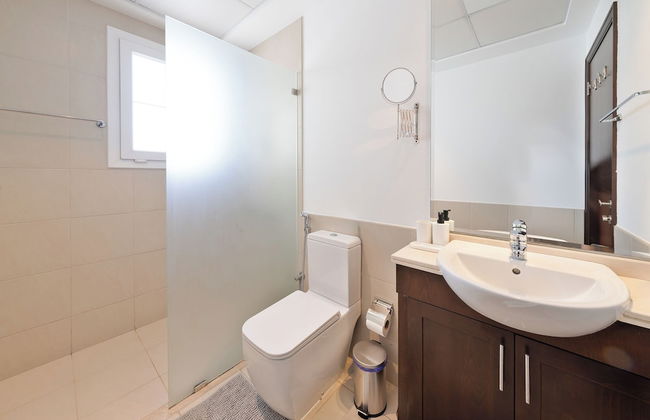 Luxury Short Term Stay 2BHK plus Maids - RANCHES - Foto 29