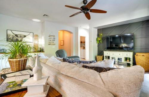 4 Mi to Surprise Stadium! Sunny V Home with Patio - Foto 6