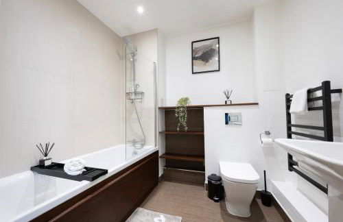 1BR - Stunning 5th-Flr Views - Sleeps 4 - Parking - Foto 18