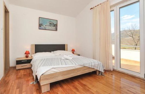 Nice Home In Prugovo With Jacuzzi - Foto 34