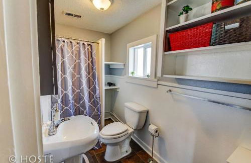*H* NEW! Downtown Cottage Newly Renovated! * - Foto 17